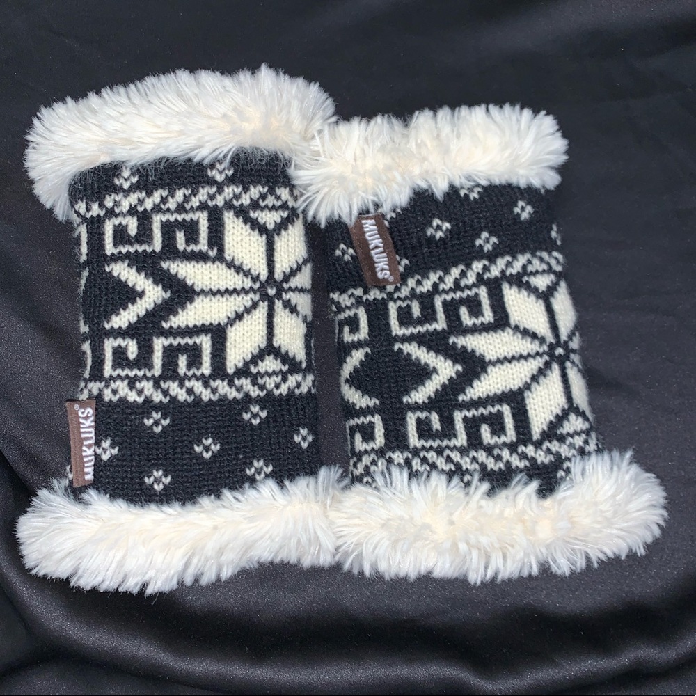 Black and white gloves